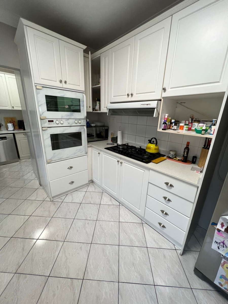 To Let 4 Bedroom Property for Rent in Nuwe Uitsig Western Cape